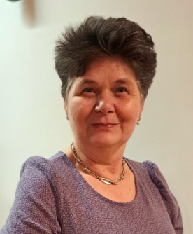 Dr. Zrínyi Erika